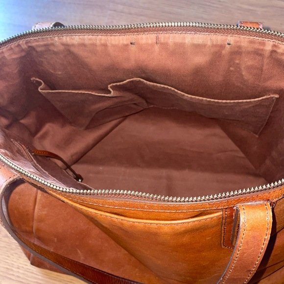 “FOSSIL” BROWN LEATHER TOTE BAG - Picture 8 of 12